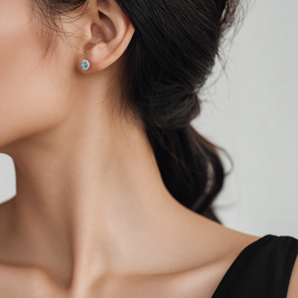 Náušnice s modrými diamanty - bílé zlato, modré a bílé diamanty - Obrázek 2